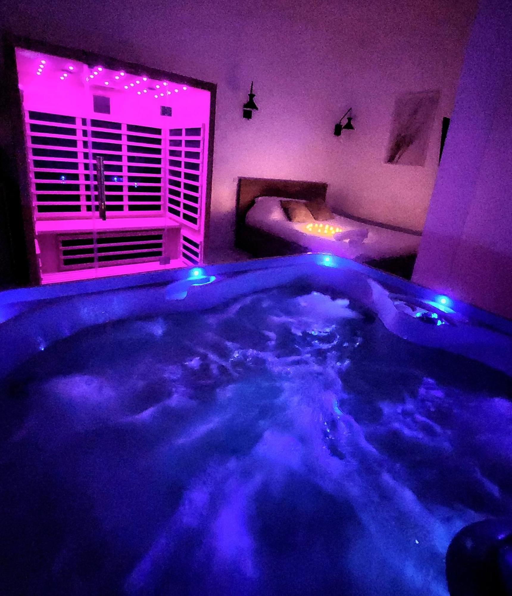 Love Room Jacuzzi Sauna Privatif Marseille Exteriör bild